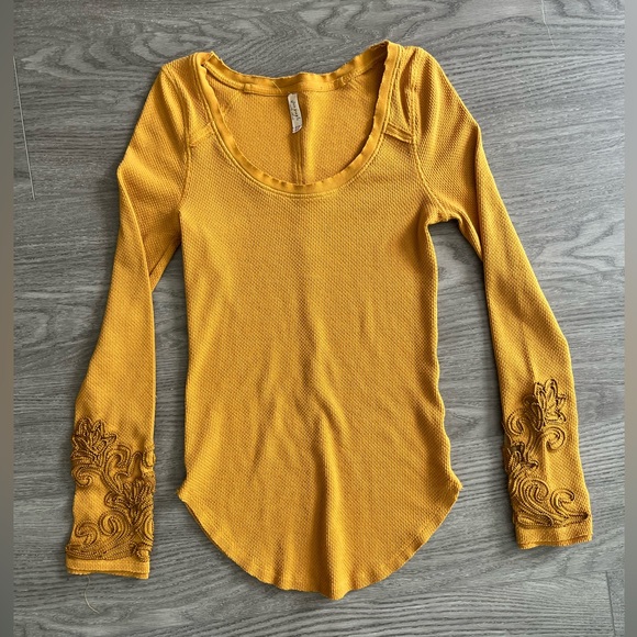 Free People Tops - Free People Size S Yellow Thermal Shirt
Embroidered Cuff Long Sleeve Boho